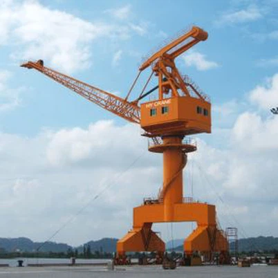 Portálový jeřáb se čtyřmi články na portu